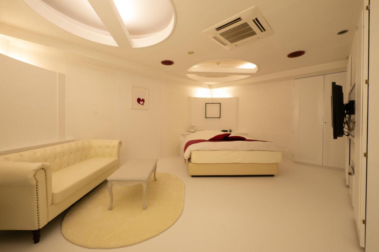 Hotel Rplus日高 (Adults Only) Hidaka  Εξωτερικό φωτογραφία
